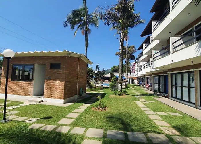 Casa Em Condominio Toninhas Duas Vagas De Garagem