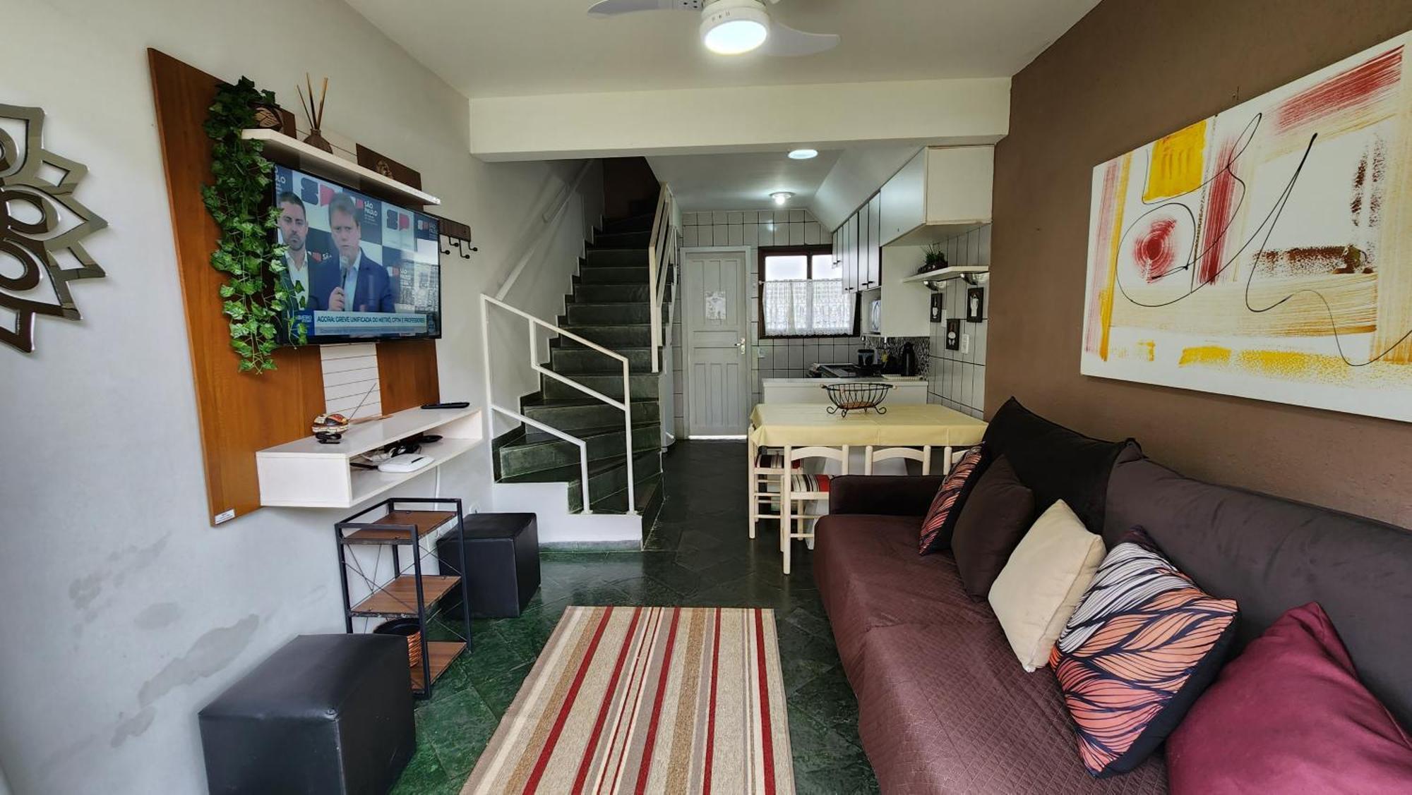 Casa Em Toninhas Duas Vagas De Garagem